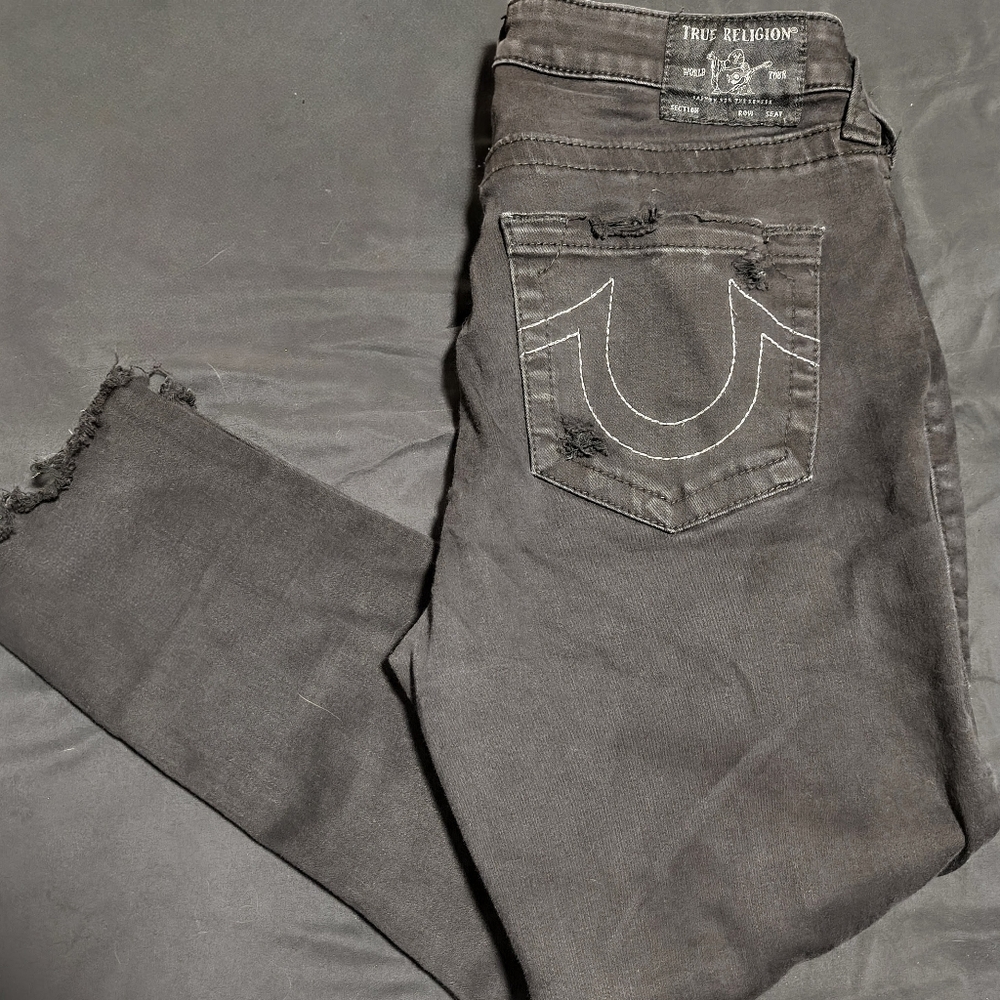 True Religion Lightly Faded Distressed Frayed Ankle Crop Jeans